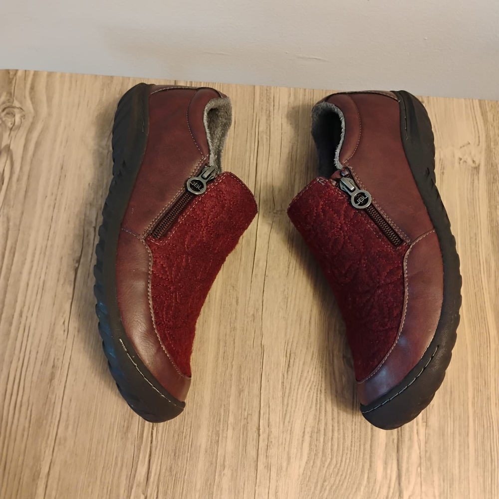 JBU Jumbo Burgundy Crimson Fabric Rubber Vegan Slip-on Women's Casual Shoes
